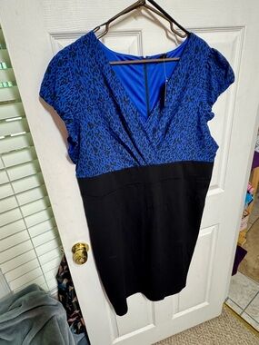 torrid Blue Leopard Print V-Neck Colorblock Dress Brand New With Tags 2X